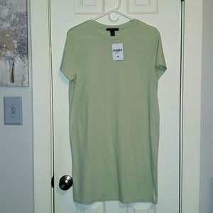 Tee shirt dress in sage